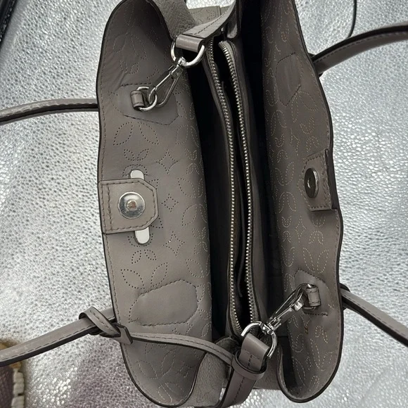 Michael Kors MICHAEL Mercer Gallery Gray Leather Tote - Picture 10 of 13